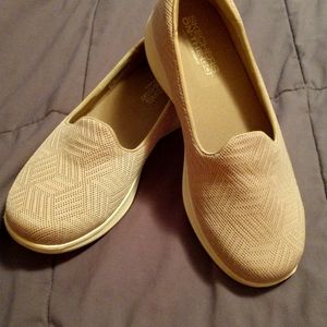 Skechers on-the-go sz 7½ Slip-on Shoes